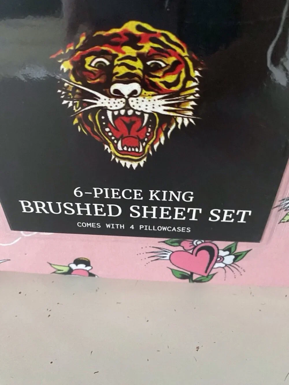 6 Piece Ed Hardy KING‎ Size Sheet Set Pink Logo Skulls Hearts Birds NEW